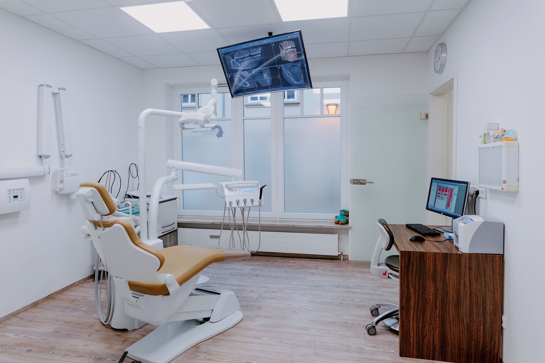 Behandlungsraum der Kieferchirurgie Ilmenau